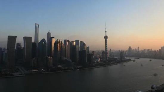 湖南有一座桥 去的人都是爬着回来的
