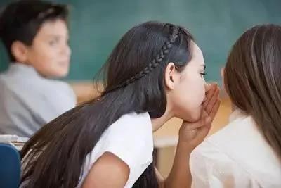 这“12种行为” 日本人会认为你“没教养”…!!