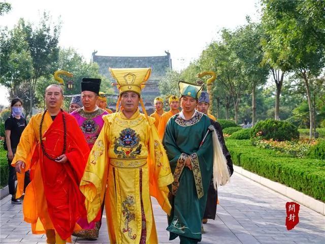 开封铁塔屹立千年不倒的原因原来如此