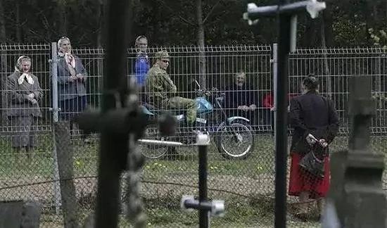 世界上最奇葩的国界线 你见过几条?