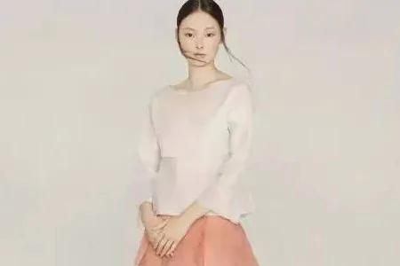做人 不戴面具;交往 不玩心眼