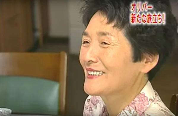 “我回来了” 退休导盲犬回老家 隔11年重逢 表现超感人!