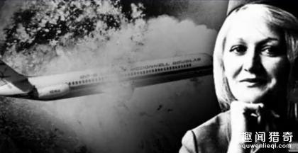 空姐从3万尺坠落不死?!揭秘离奇事件背后的真相
