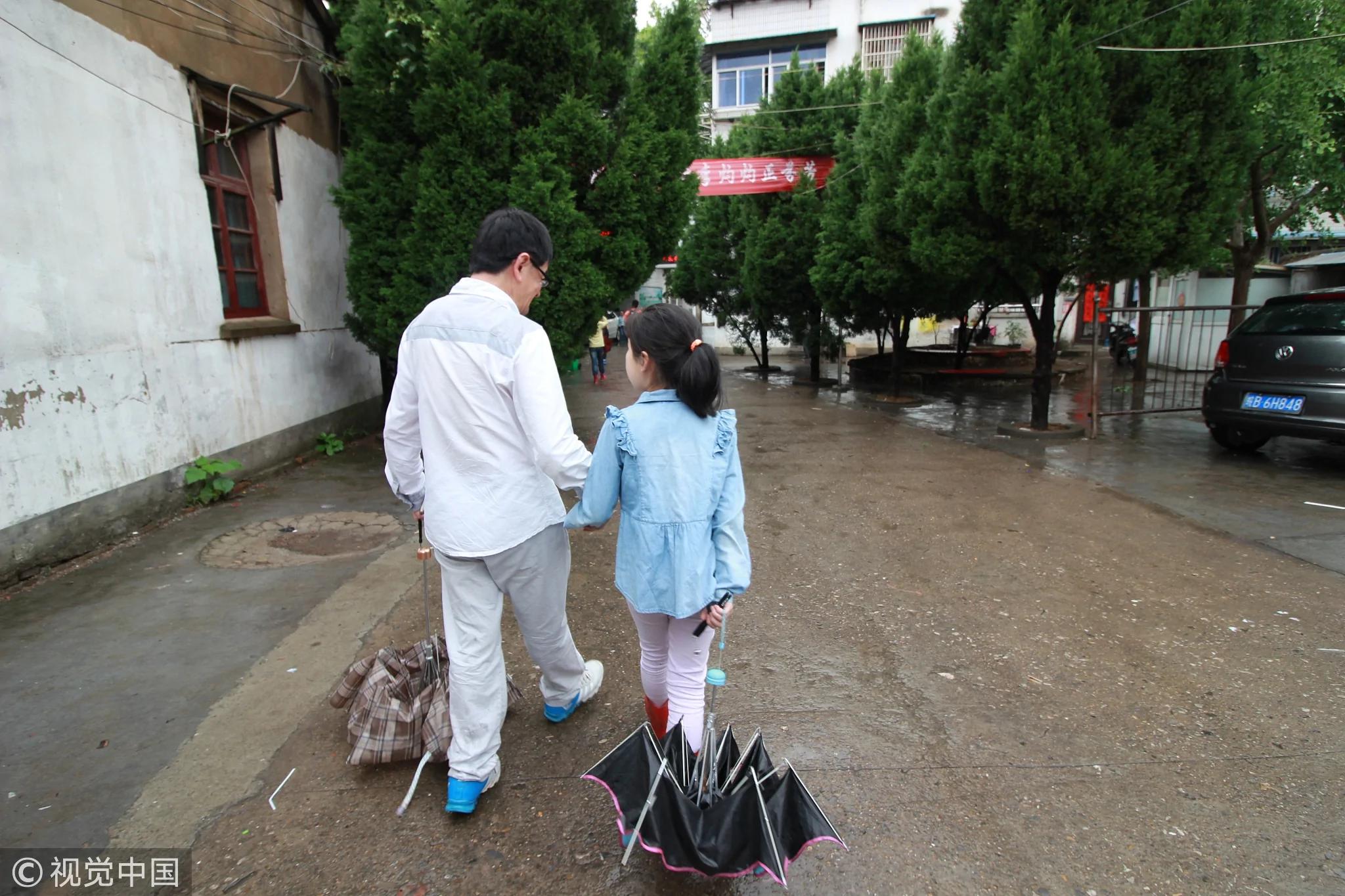 男子因长相怪求职四处碰壁 年入20万后娶贤妻