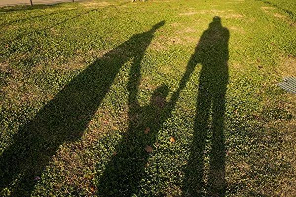 爸爸想离婚试探儿子 孩子的一句话改变了结局!