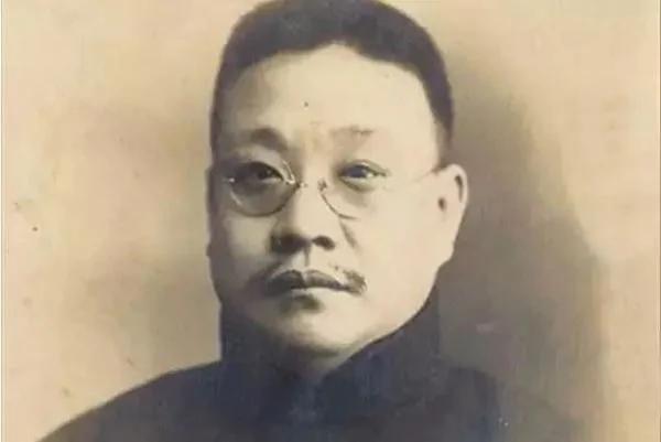 他是民国四大书法家之一 拒娶宋美龄 适时退官位