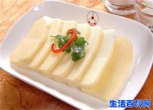 热水壶的水垢危害大 教你简单一招 瞬间去除水垢烦恼