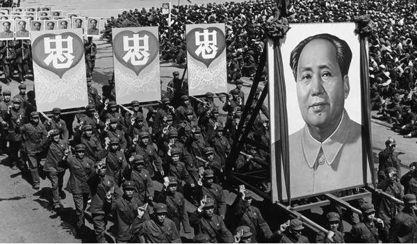 毛与“文革”:中国政治混乱之源