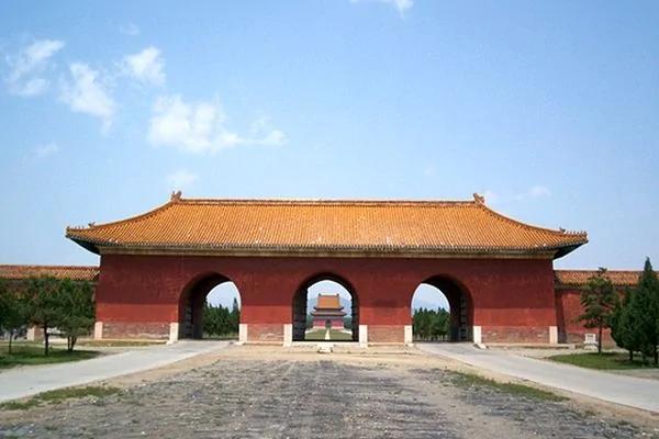 万里长城为何千年不倒?科学家称全归功于它!