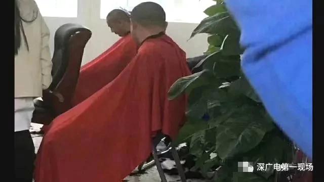 深圳有个"和尚班" 学生一夜集体变"光头"