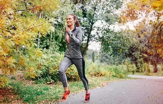 假如你坚持晨跑1年 会发生什么变化?