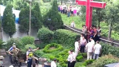 【揭秘】红白喜事同期 山西父子以幸灾乐祸罪逮捕 全球机场准点率垫底八成在中国