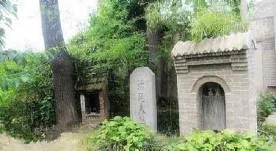 贵州的一座活死人古墓 将活人送进去等待死亡
