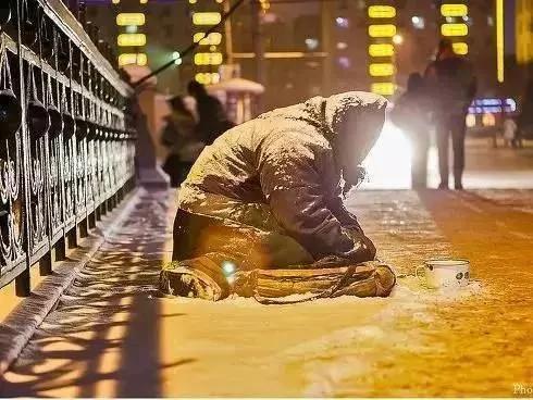 阎王爷出了两道题 你能选对几个?