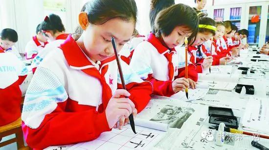 孩子学书法原来有这么多惊人的好处