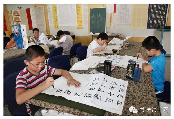 孩子学书法原来有这么多惊人的好处
