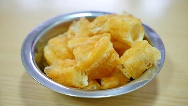 这5种食物 吃一次 就伤肝三天 赶紧告诉家人 千万要少吃!