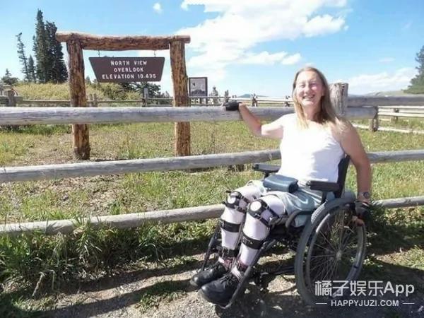 女子一直假装残疾 原因是她梦想下半身瘫痪