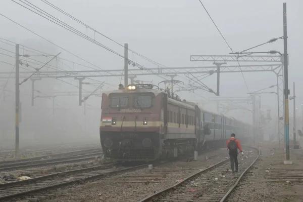 火车开了160公里 乘客惊觉:开错方向了