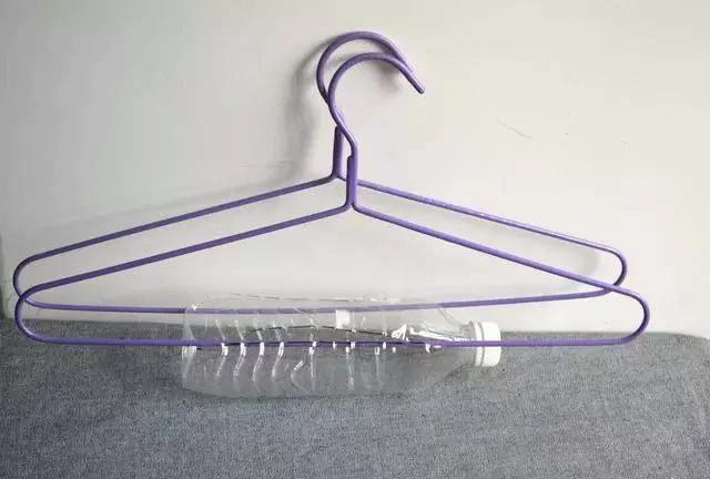 冬天衣服晒不干?一个塑料瓶晾干时间缩一倍