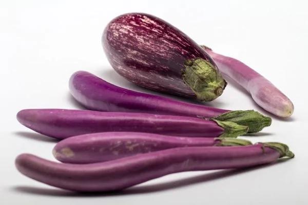 洗菜时加点这个 脏东西自动跑出来 太省心了