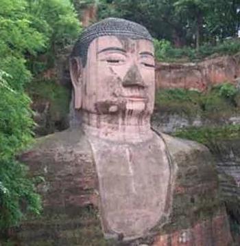 唐朝修建的乐山大佛,历史上多次“闭眼流泪”,真相如何?