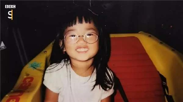 狠心抛下出生不久的女儿 却又希望日后能相认 22年后竟然如愿!