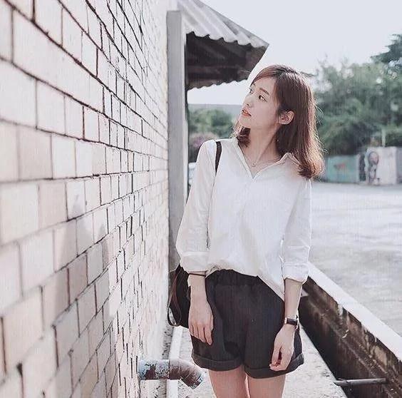 旅游街拍不会摆Pose?6招教你拍美照