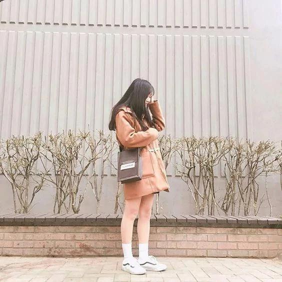 旅游街拍不会摆Pose?6招教你拍美照
