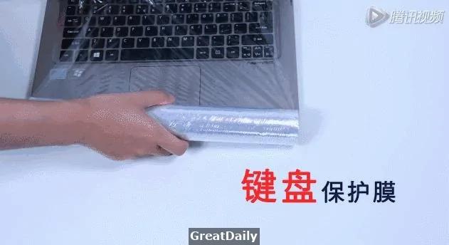 保鲜膜还能这样用?太神奇