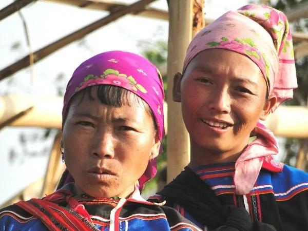 与诸葛亮签订盟约 千年来从未反叛 如今成一民族