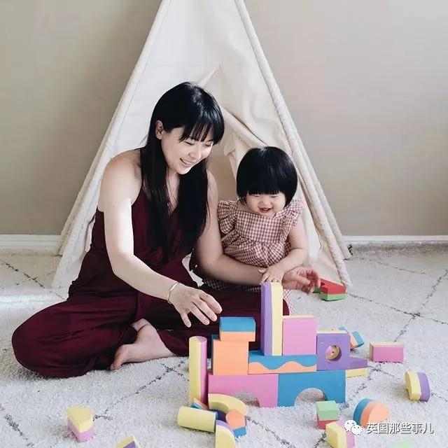 一个肉嘟嘟的小北鼻 靠睡觉睡成了小网红啊….