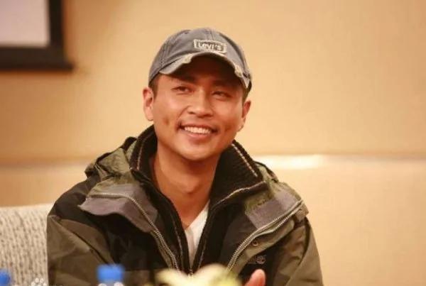 《士兵突击》演员鼻咽癌去世!出现这5个症状 小心鼻咽癌