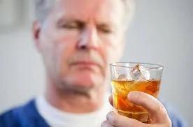 身体出现哪些症状说明该戒酒了?再不警惕就晚了