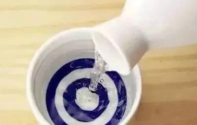 下馆子"开水烫碗"能杀菌?错了