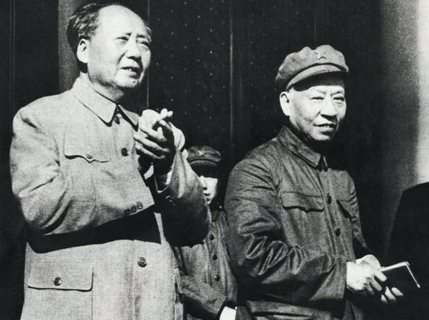 撤销工作组——毛泽东文革的关键一步棋