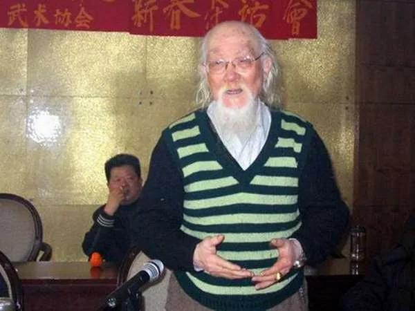 他当过蒋中正的“第一保镖” 一掌打死美国拳王而扬名国际 却遭“这样”对待!