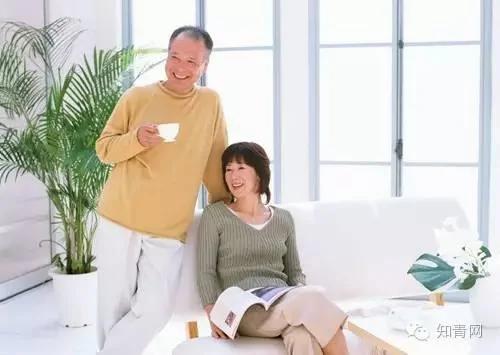 人老了 不要委屈自己 过的幸福最重要!