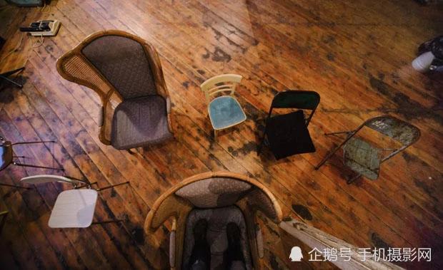 丈夫太忙没时间 妻子一个人拍了组创意的婚纱照!