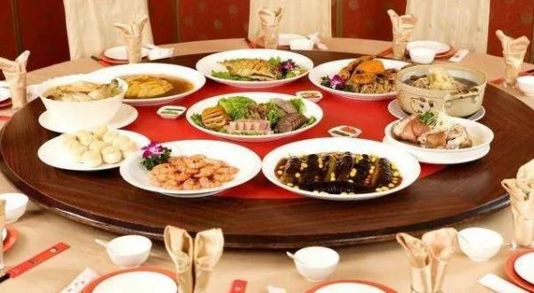 饭局大学问:你在吃饭 别人却在考验你!