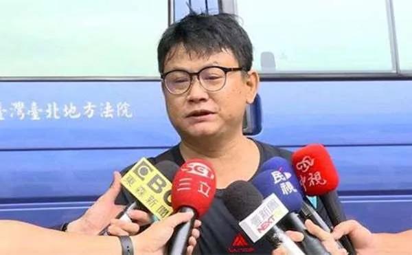 勇警看到窃贼开车上人行道 击毙而被告上法院 他霸气表示:“再一次还是会开枪!”