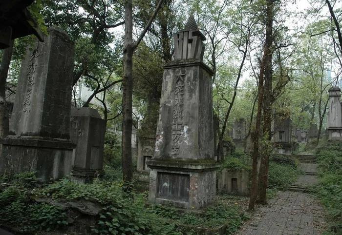 红卫兵墓园与文革认知的五大误区