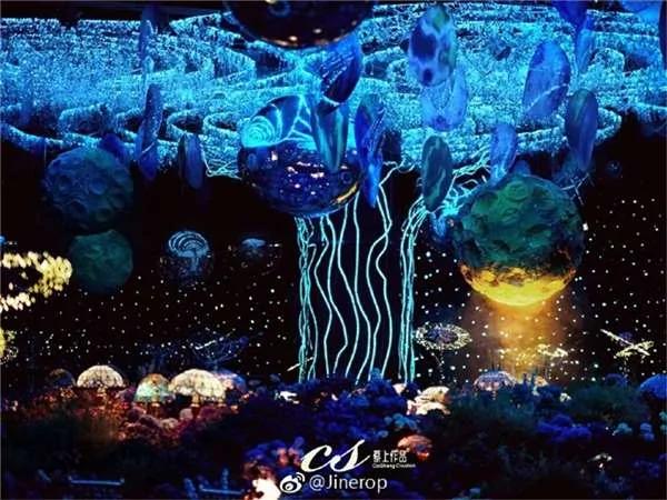 15岁玩股票、17岁开始工作、21岁掌管家族企业 这位身家百亿的富二代与众不同!