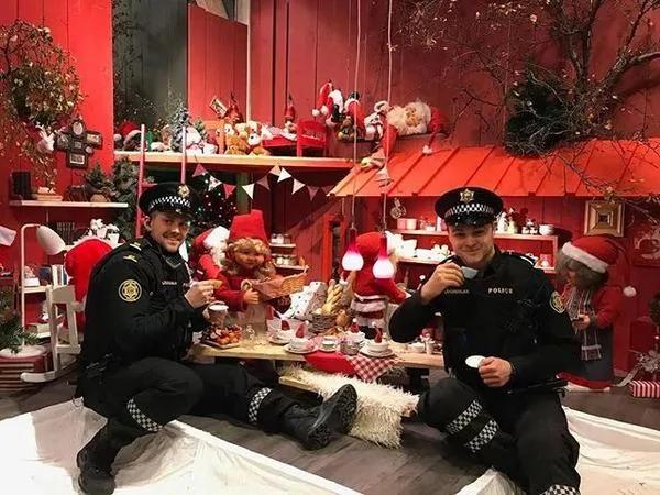 世界上最欢乐的工作 就是在冰岛当警察!