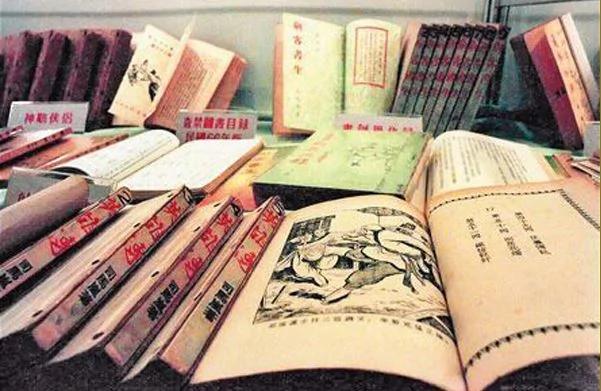 【罕见老照片】笑翻了!中共机关刊物起名《少女怀春》