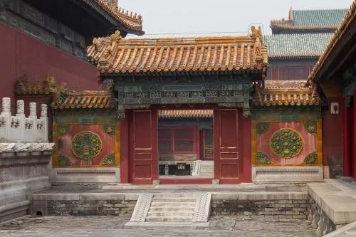 紫禁城有九千多房 清帝为何都爱养心殿?