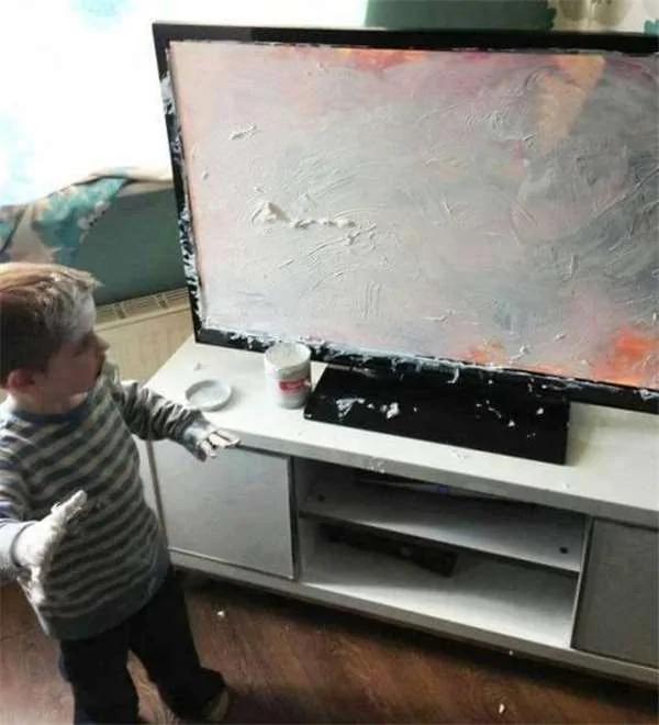 小孩都是天使吗?这些小孩的破坏力简直核弹级呀!