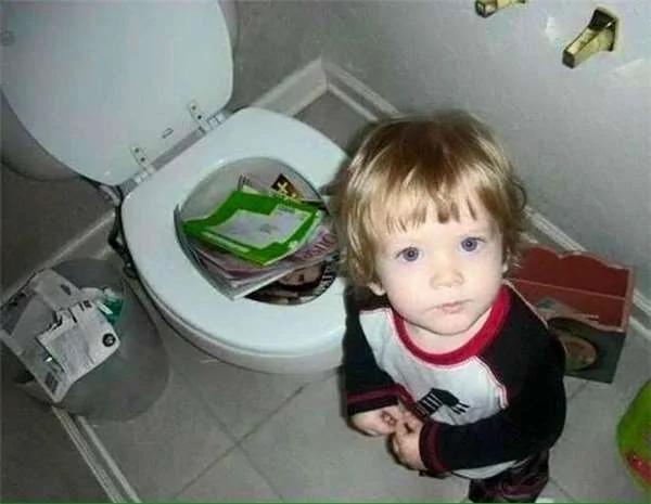 小孩都是天使吗?这些小孩的破坏力简直核弹级呀!