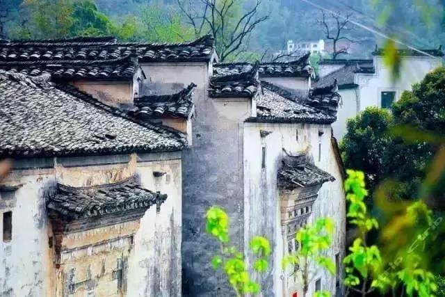 安徽这条中国风公路 处处水墨奇境