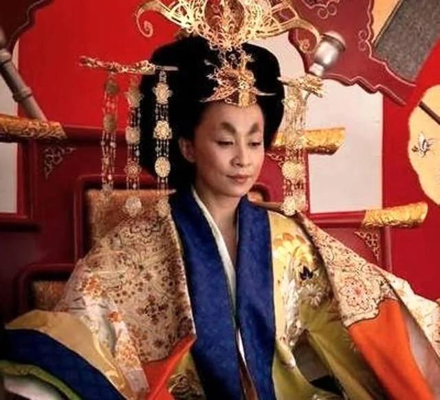 一人天生短命之相 袁天罡一看此人说:他长命百岁 之后字字应验